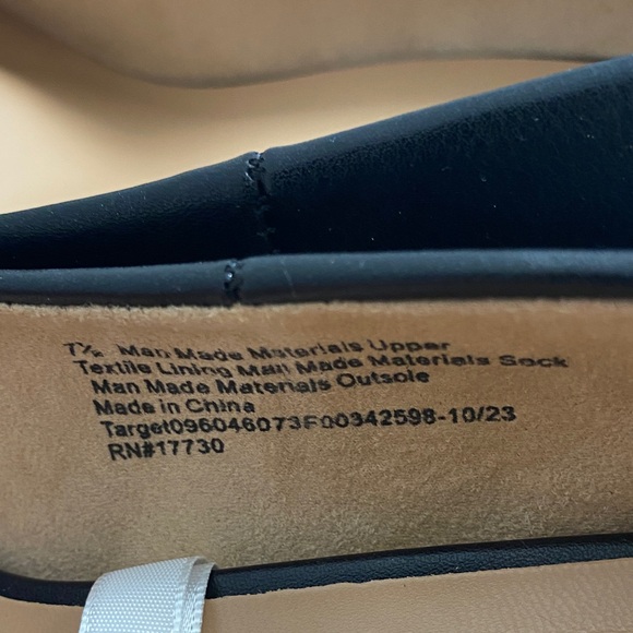 A New Day Classic Black Heels - Picture 5 of 8